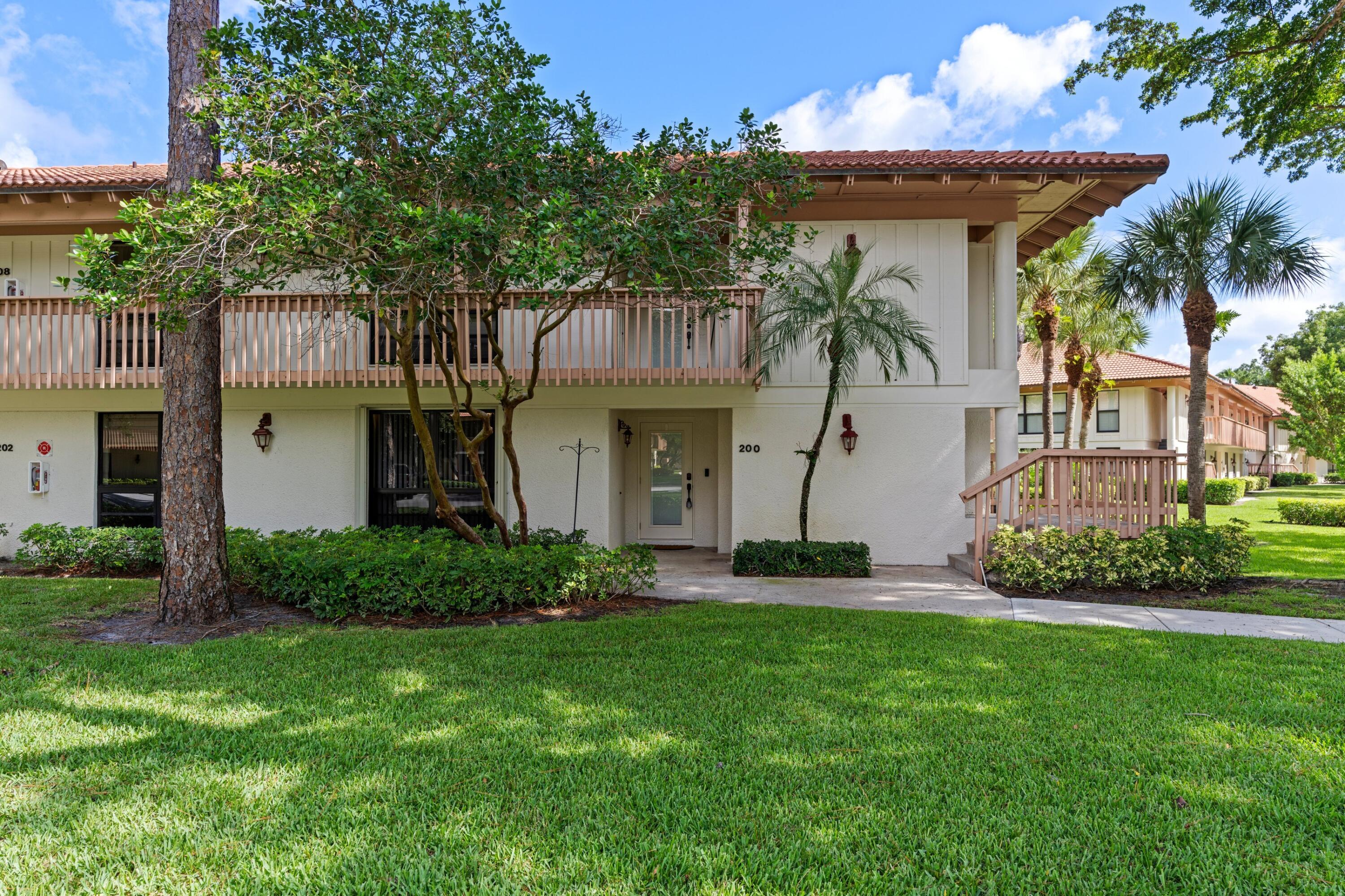 200 Brackenwood Terrace