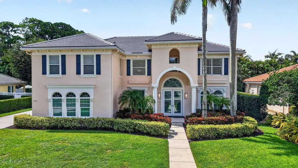Photo of 4770 Glenn Pine Lane, Boynton Beach, FL 33436 (MLS # B26047373)