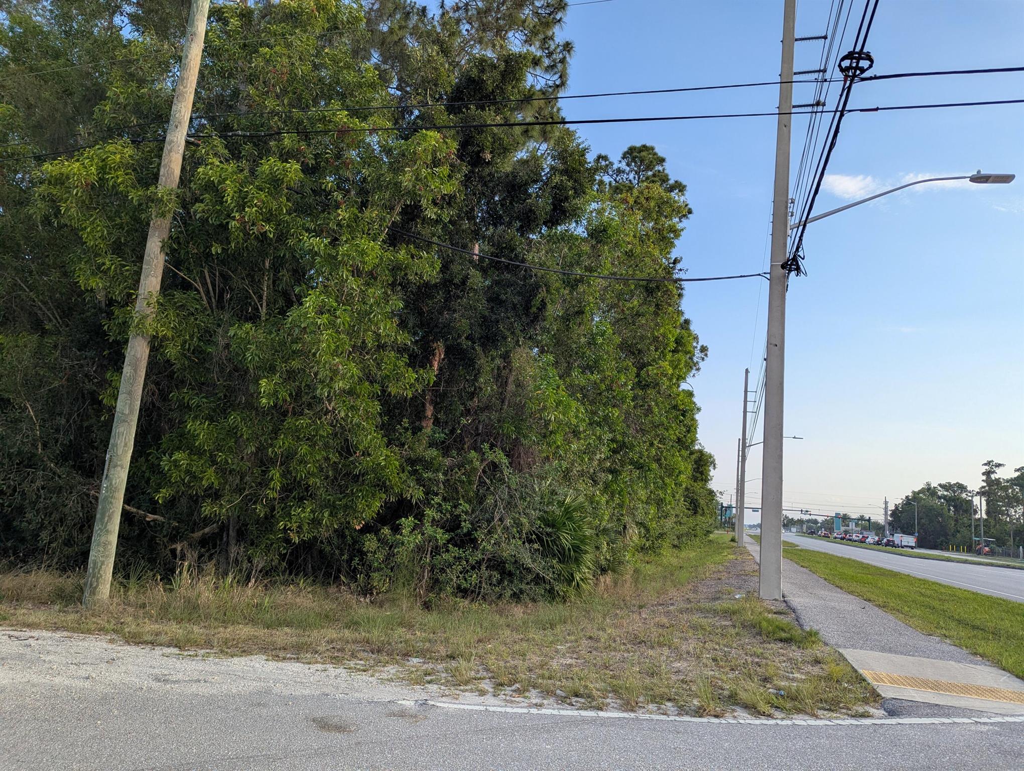 Am-108 W Hialeah Drive, Loxahatchee, FL, 33470/$265,000 3 Am-108 W Hialeah Drive