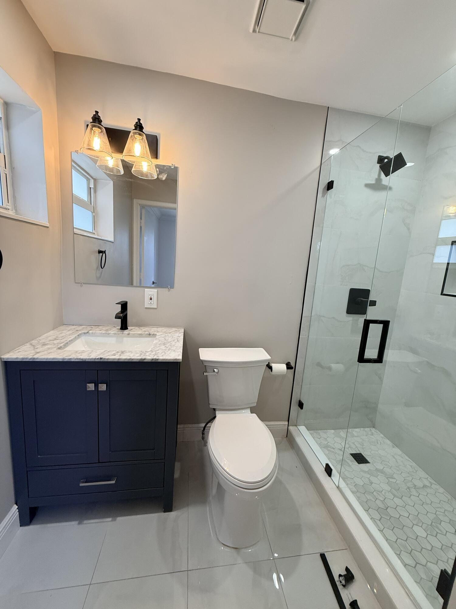 LYONS PARK FIRST ADD - Residential Lease