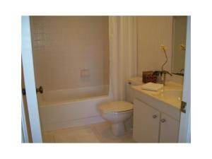 OCEAN PARKS CONDO - Residential Lease