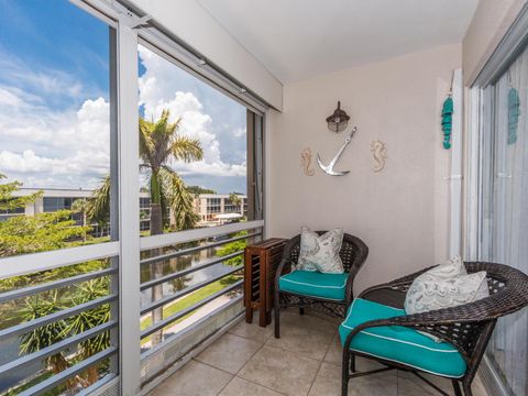 765 Jeffery Street 1-301 Boca Raton FL 33487