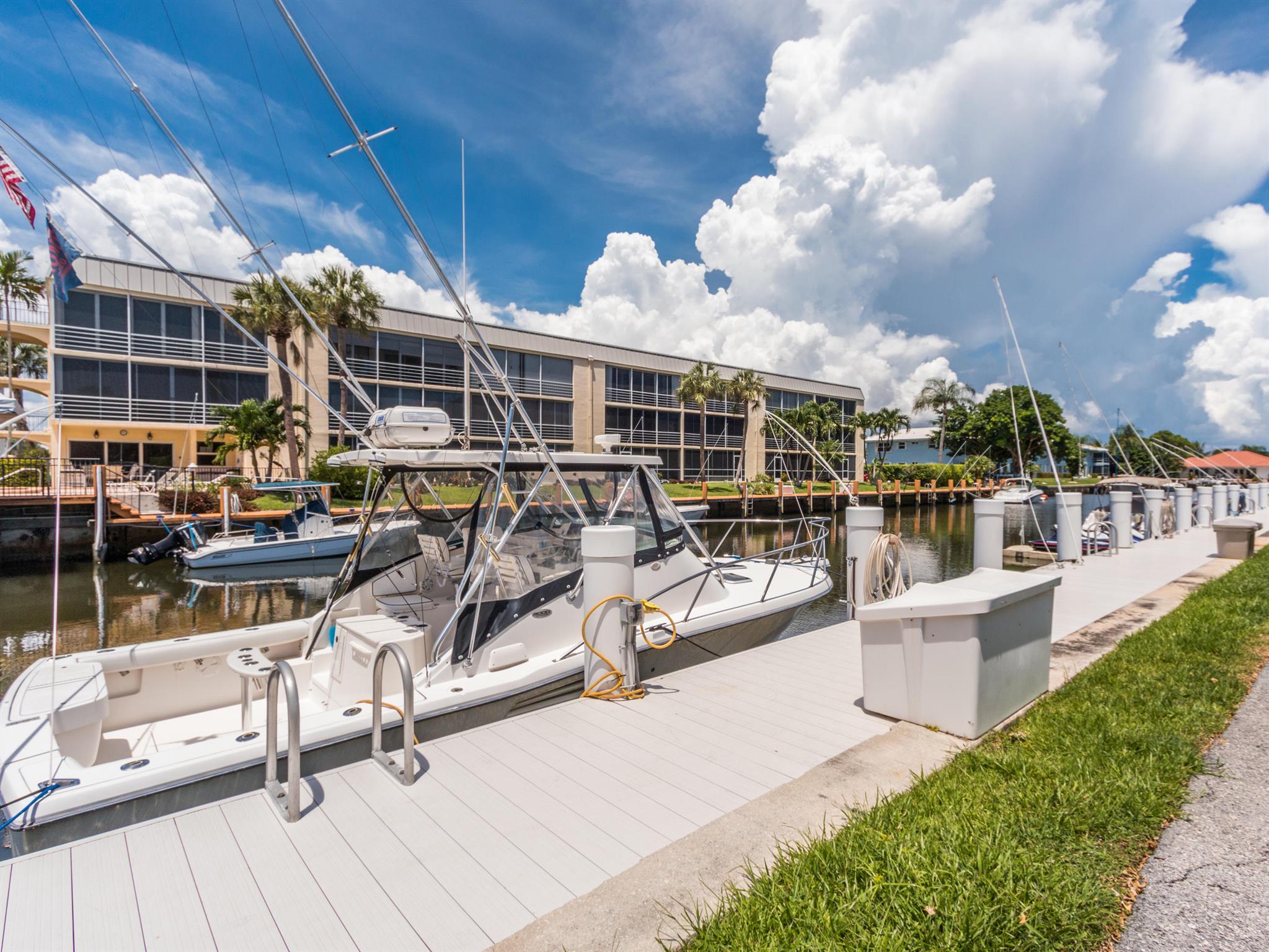 765 Jeffery Street 1-301
