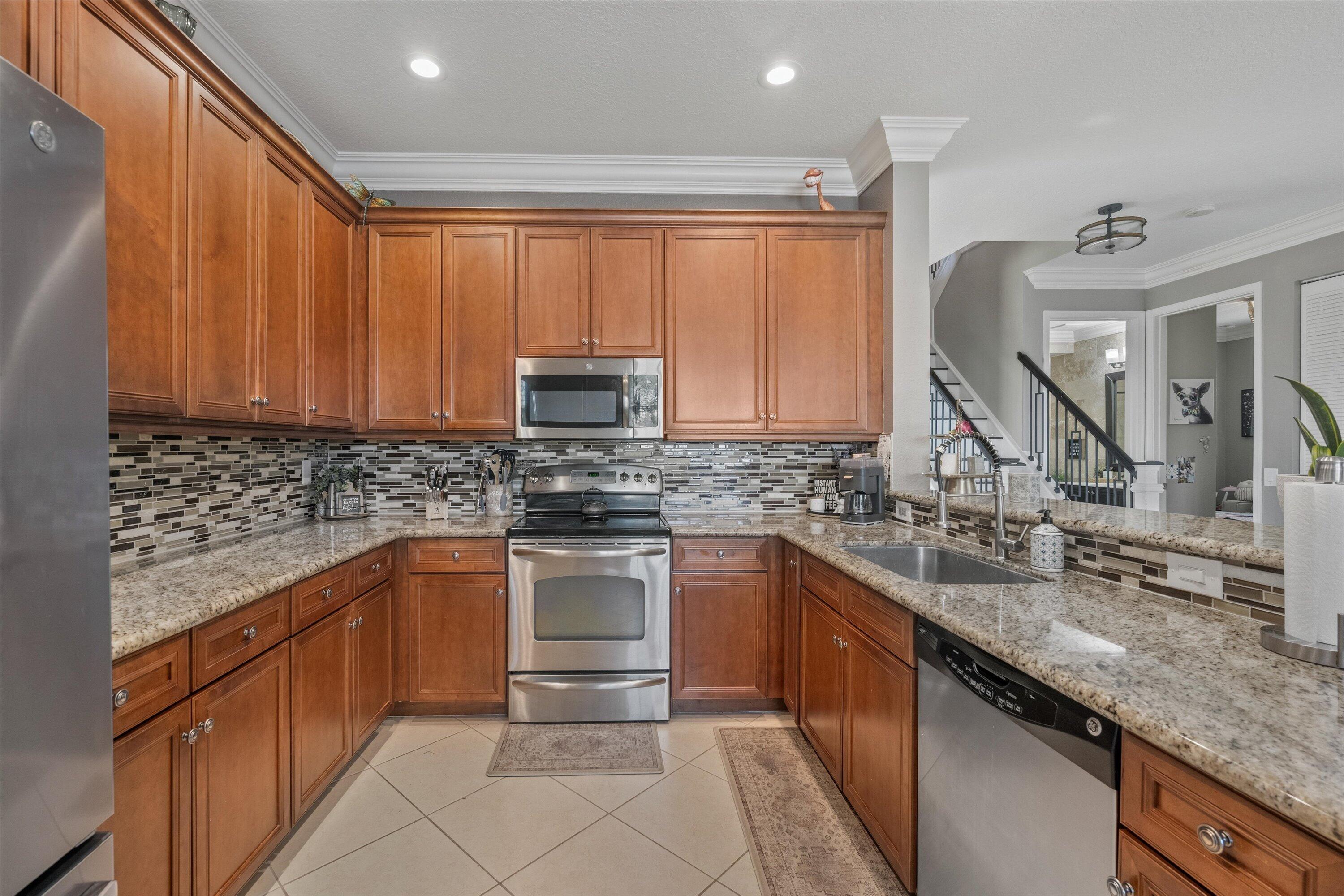 CANYON SPRINGS - Residential