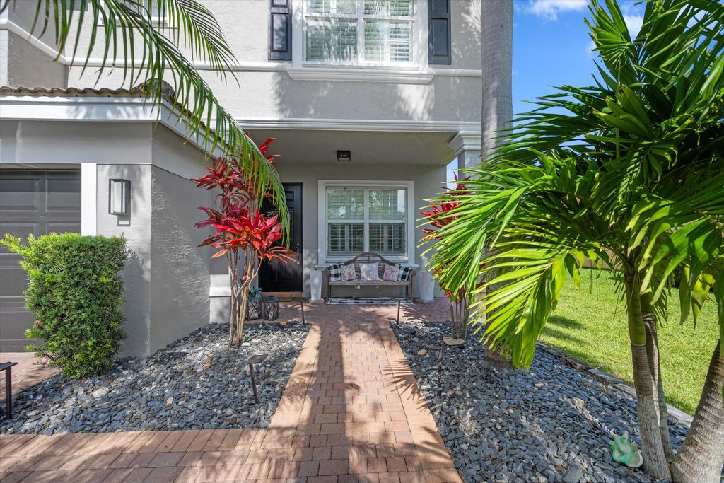 Photo of 11577 Ponywalk Trail, Boynton Beach, FL 33473 (MLS # B26033909)
