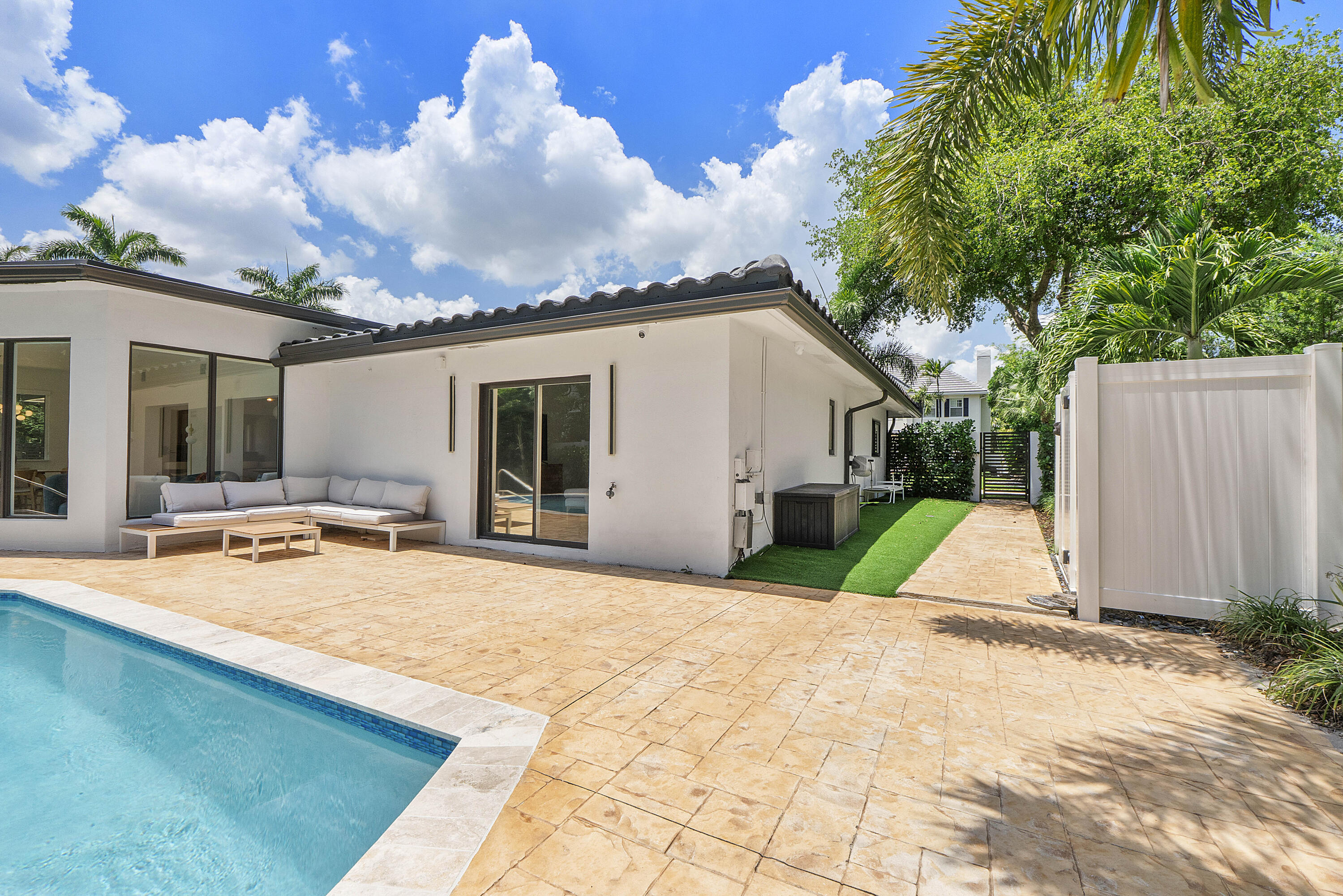 CORAL RIDGE NORTH - Residential