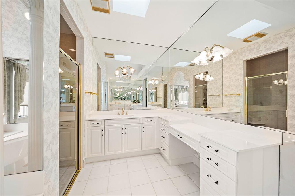 JONATHANS ISLAND AT JONAT - Residential