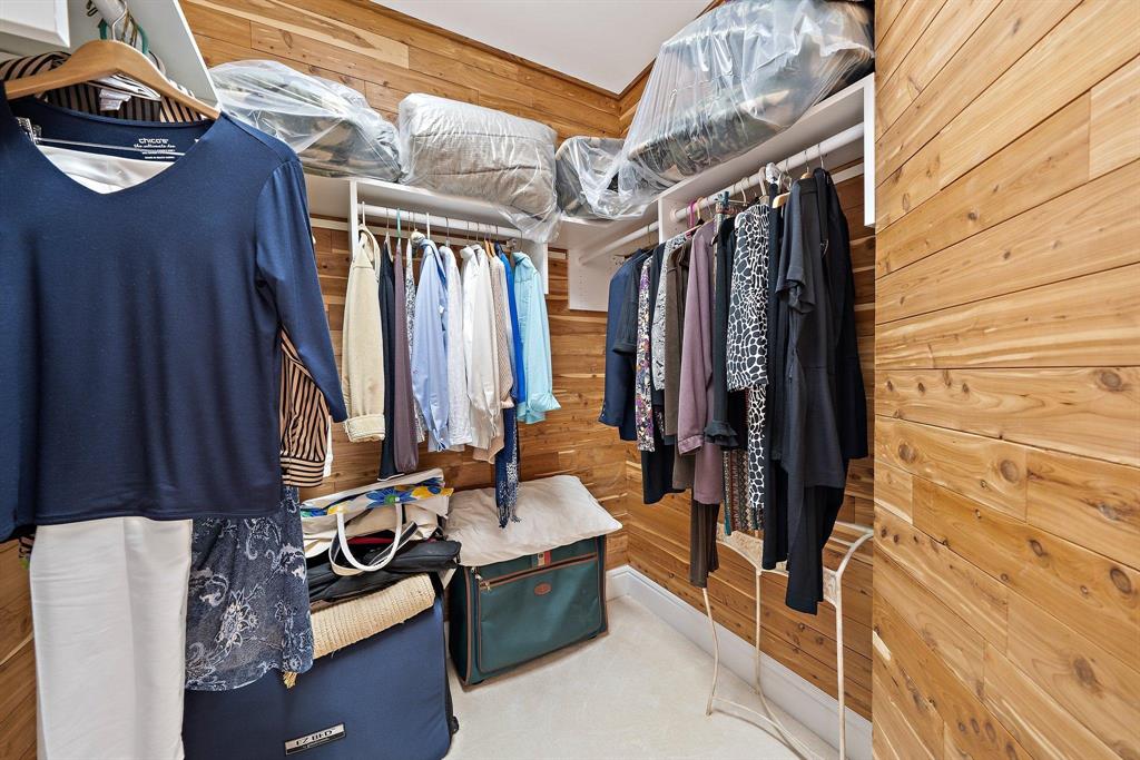 JONATHANS ISLAND AT JONAT - Residential