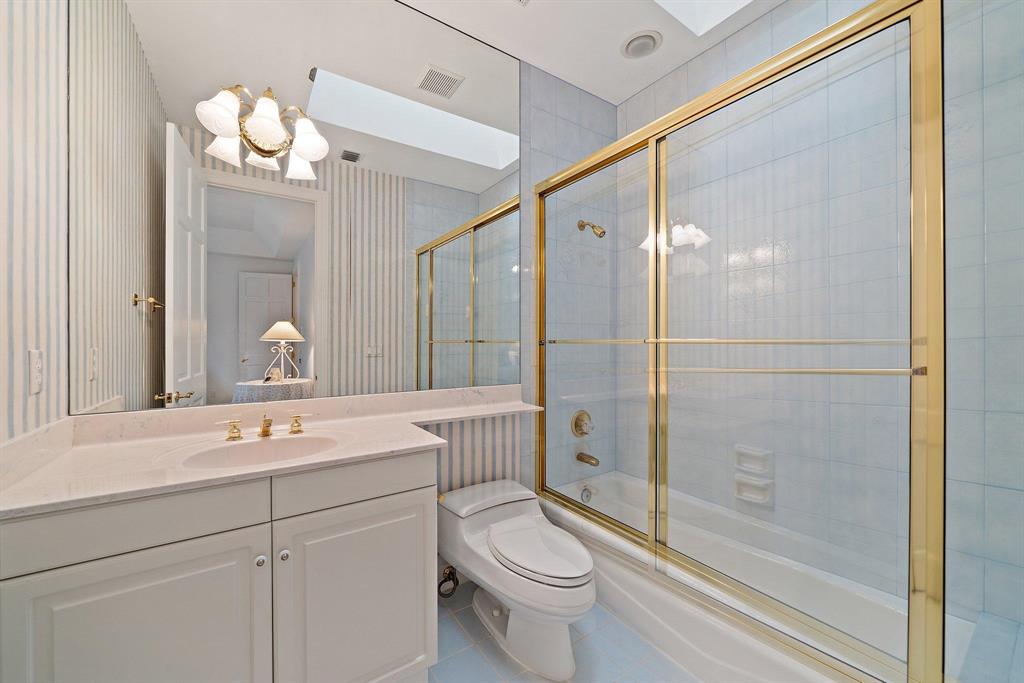 JONATHANS ISLAND AT JONAT - Residential