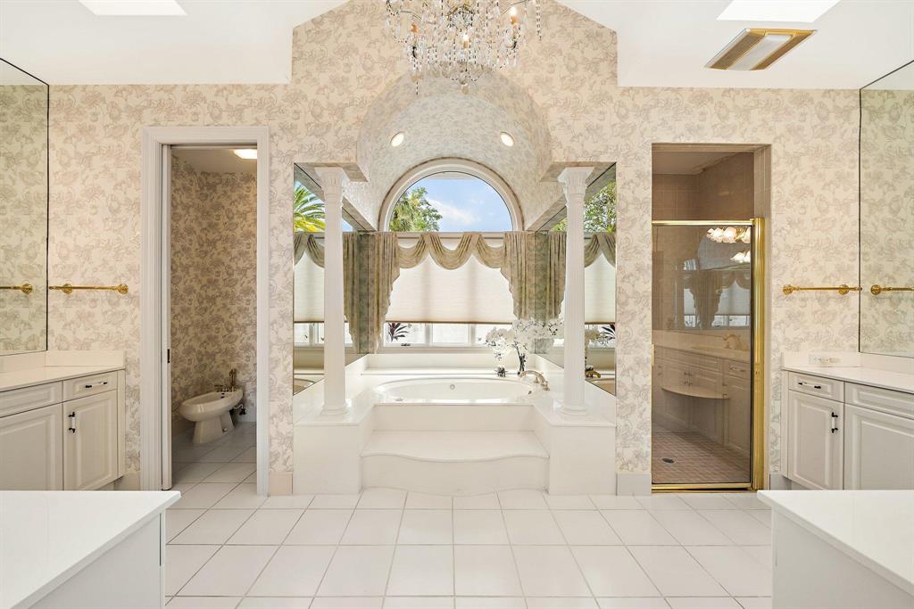 JONATHANS ISLAND AT JONAT - Residential