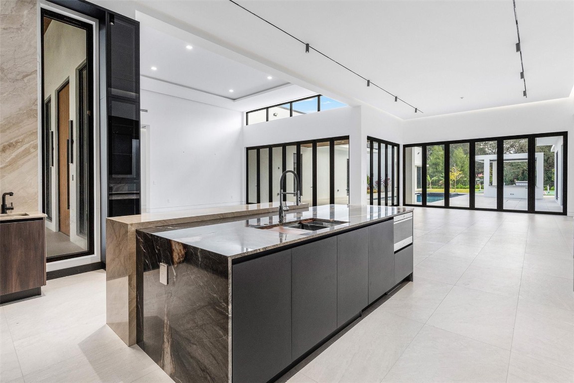 PINE TREE ESTATES - Residential