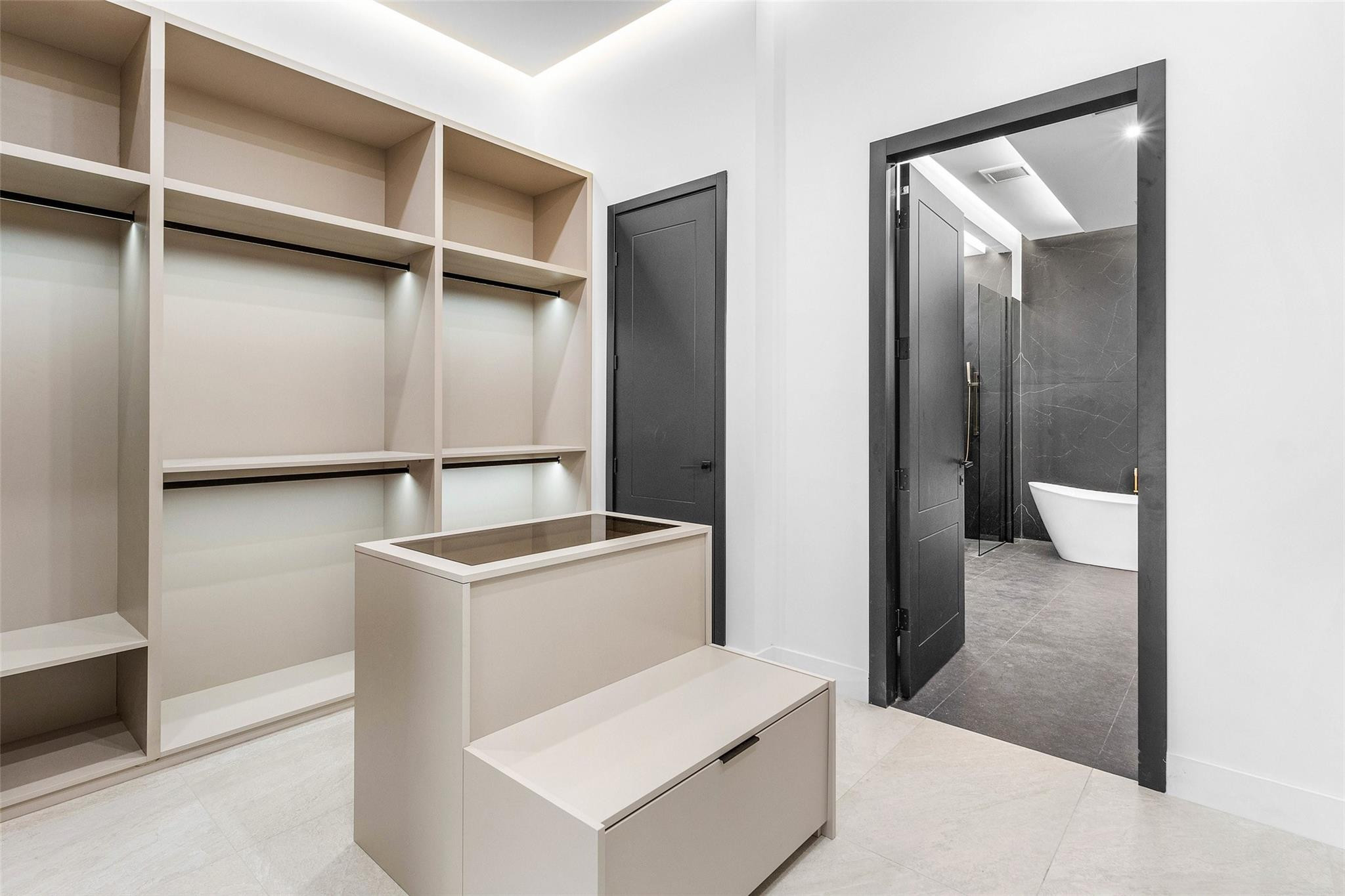 PINE TREE ESTATES - Residential