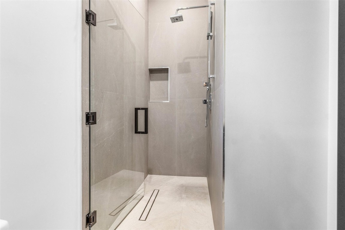 PINE TREE ESTATES - Residential