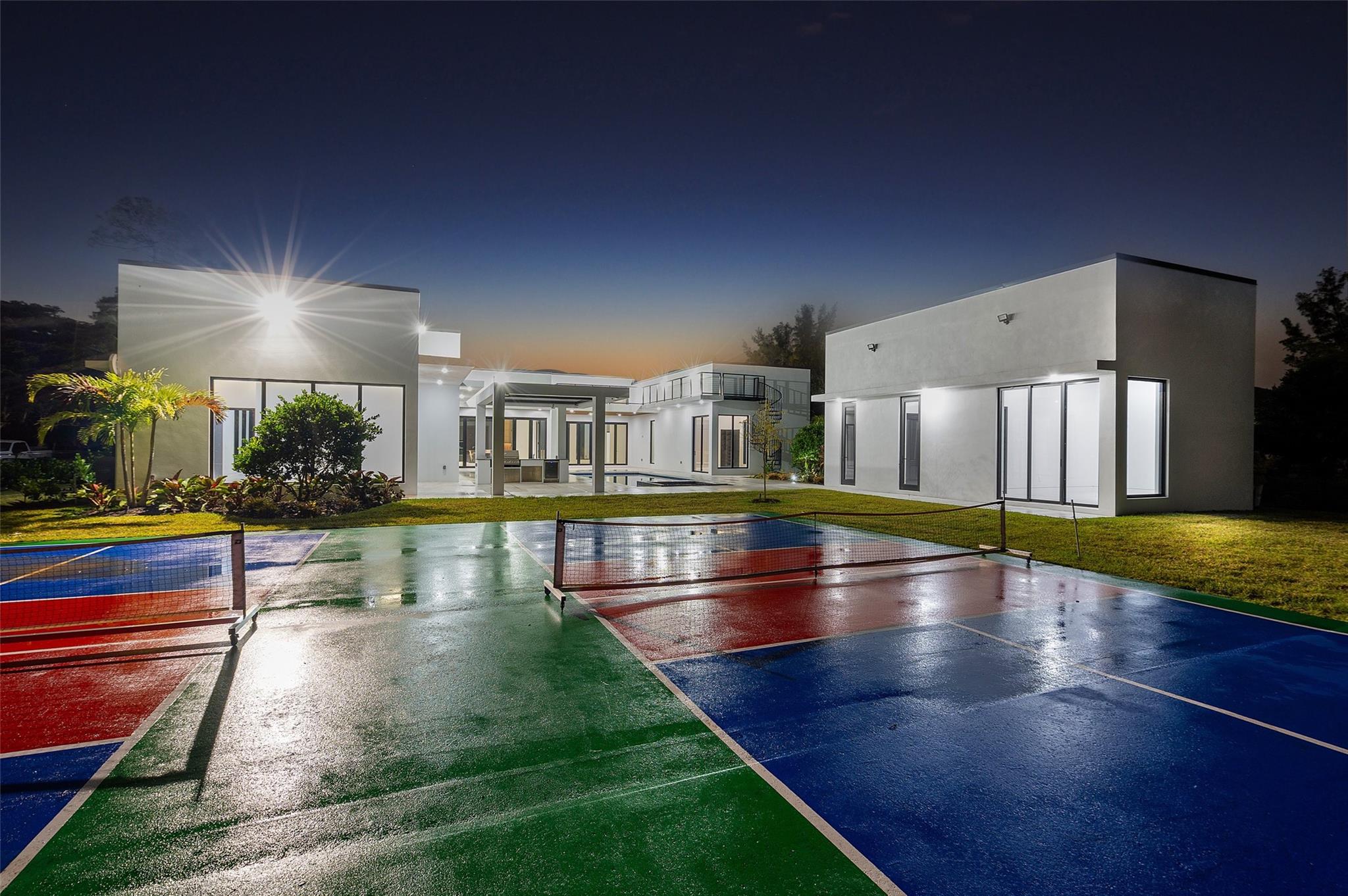 PINE TREE ESTATES - Residential