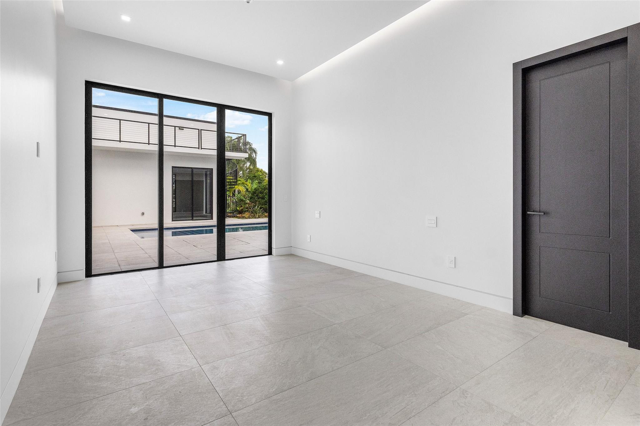 PINE TREE ESTATES - Residential