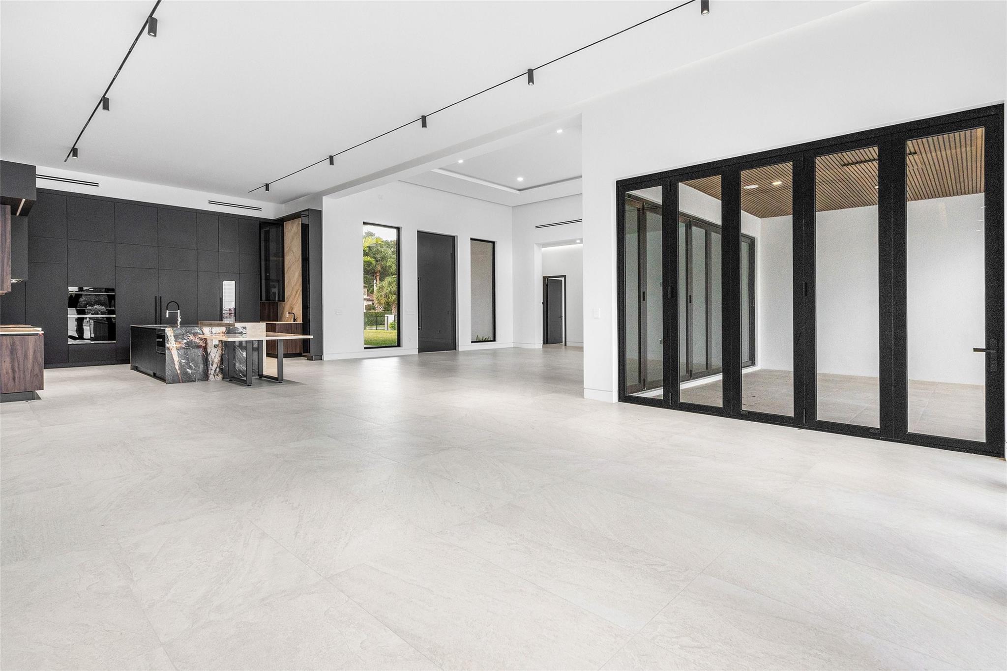 PINE TREE ESTATES - Residential