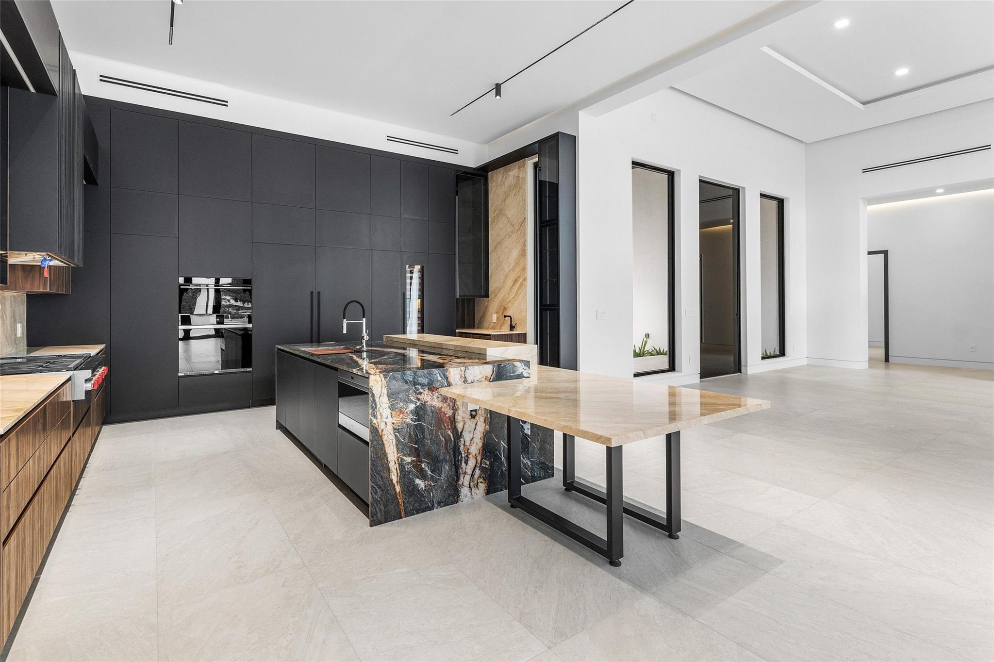 PINE TREE ESTATES - Residential