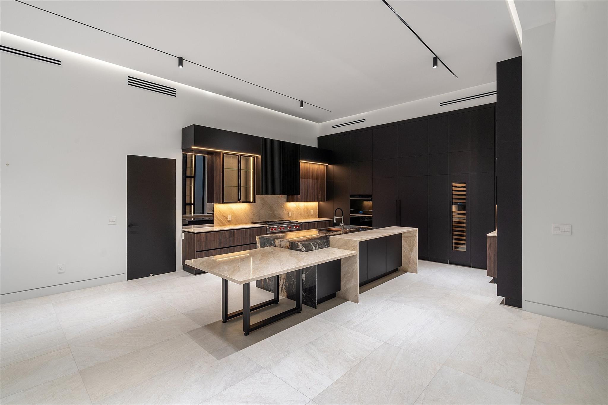 PINE TREE ESTATES - Residential