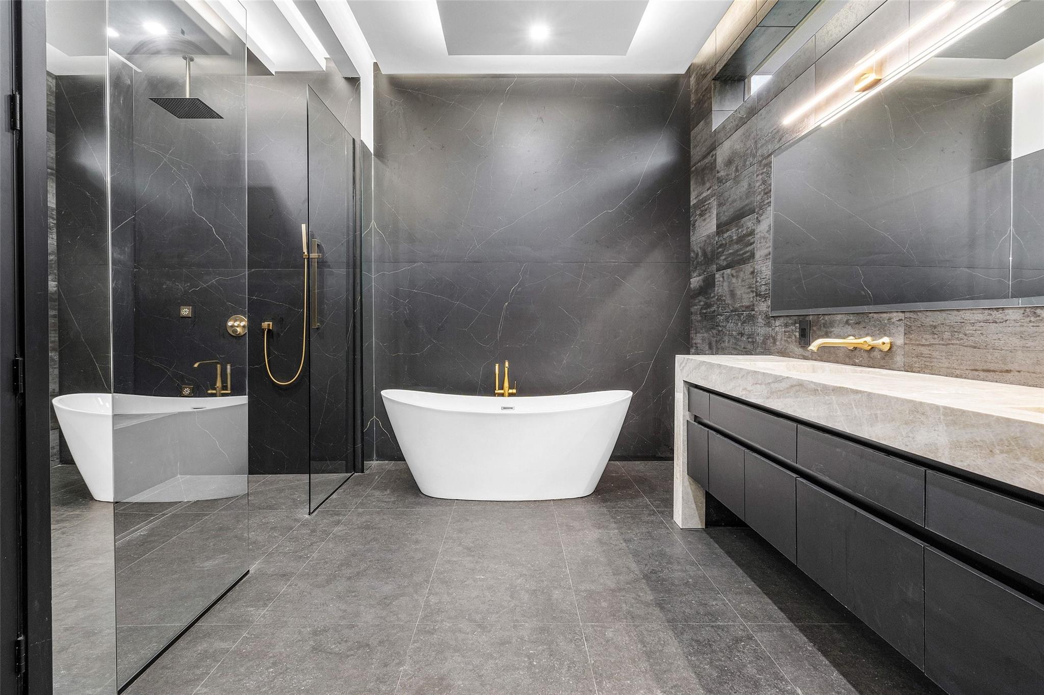 PINE TREE ESTATES - Residential