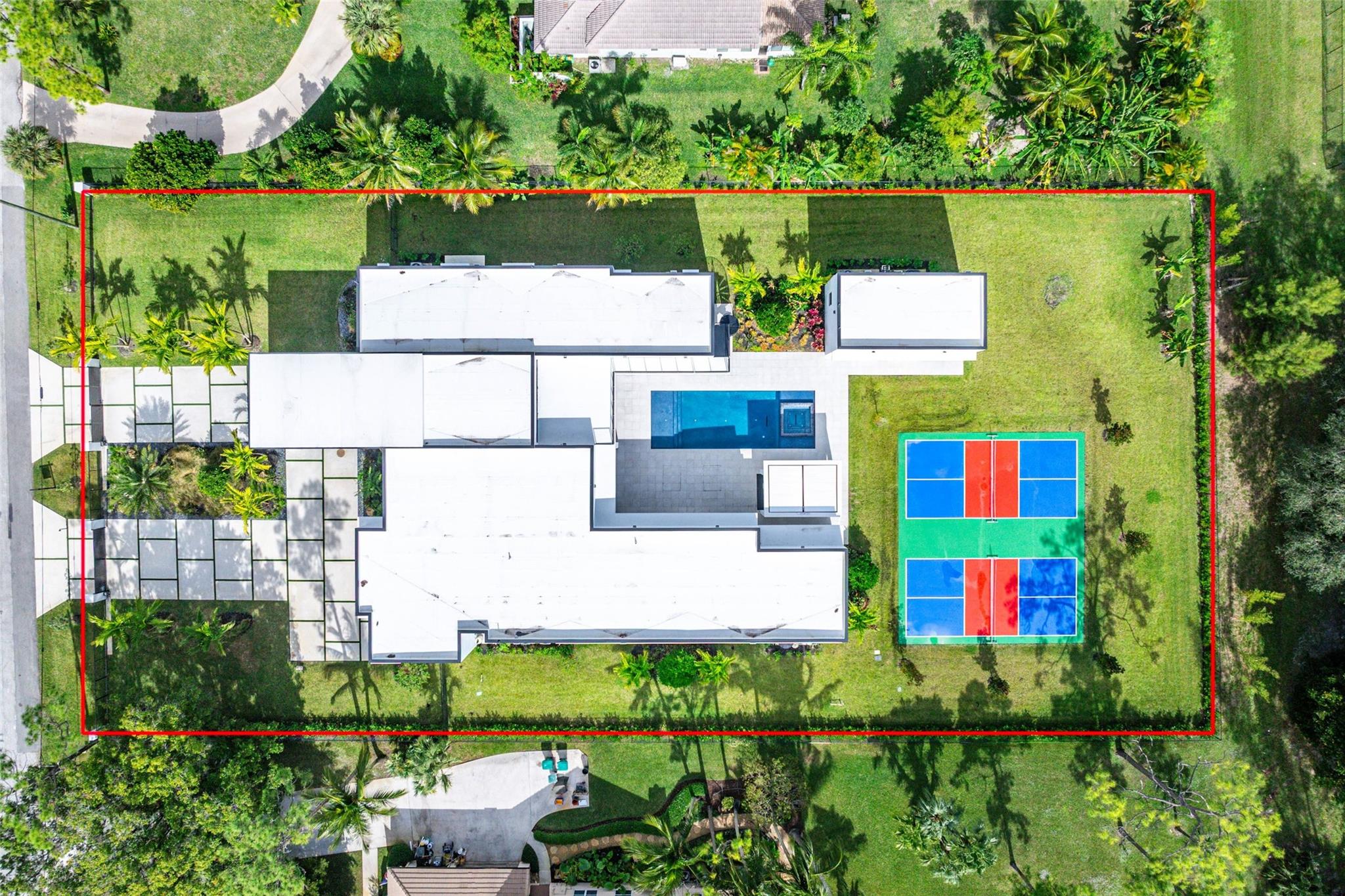 PINE TREE ESTATES - Residential