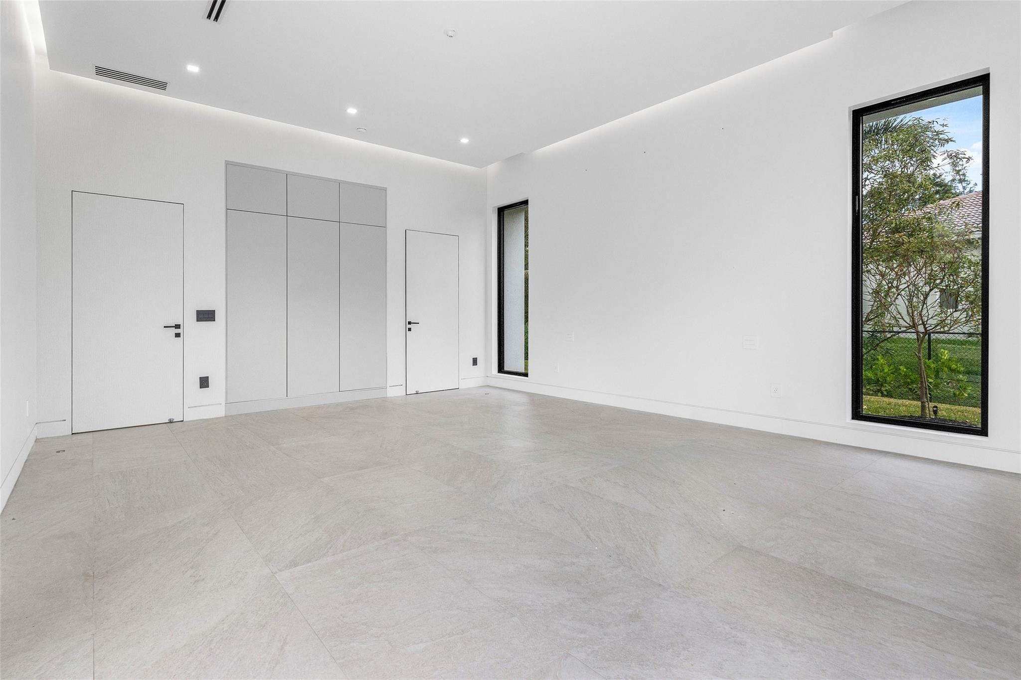 PINE TREE ESTATES - Residential