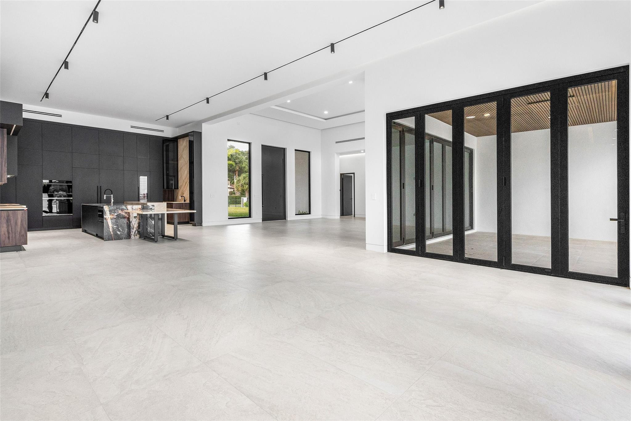 PINE TREE ESTATES - Residential