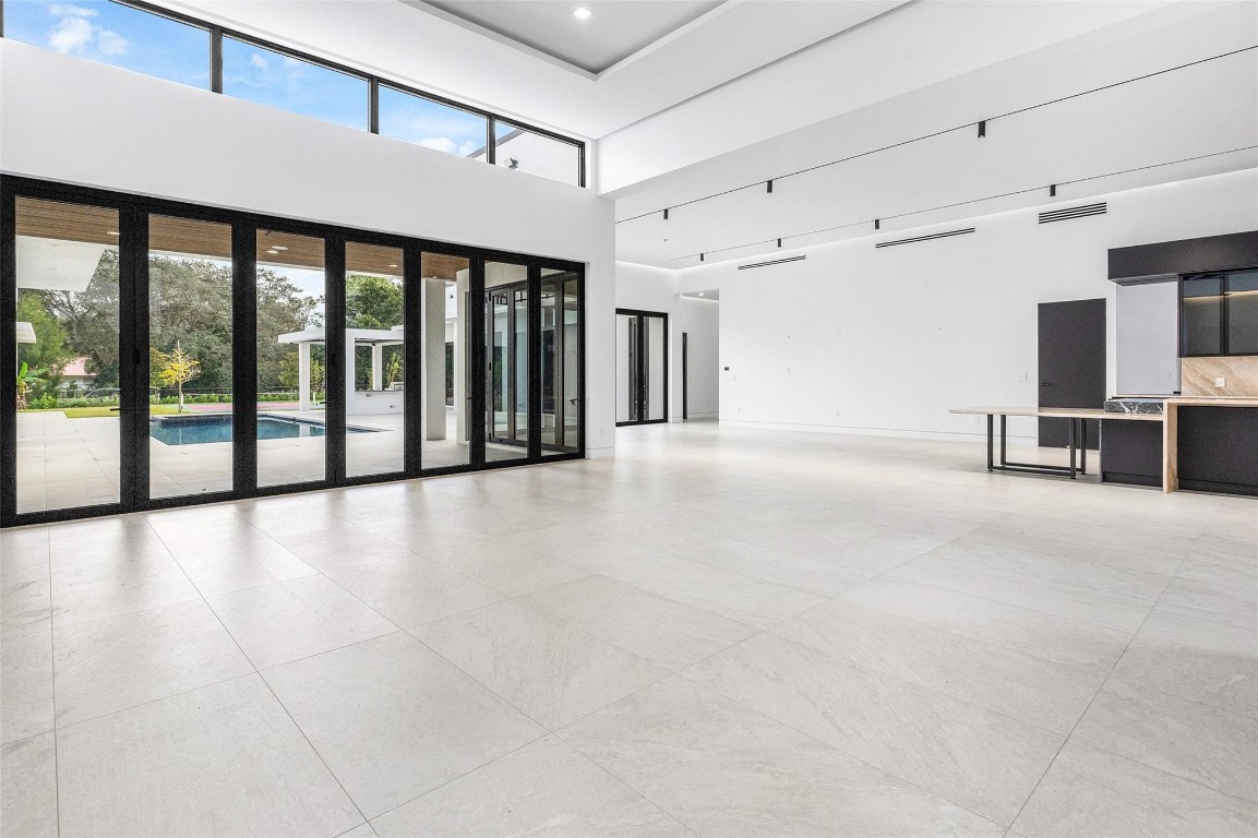 PINE TREE ESTATES - Residential