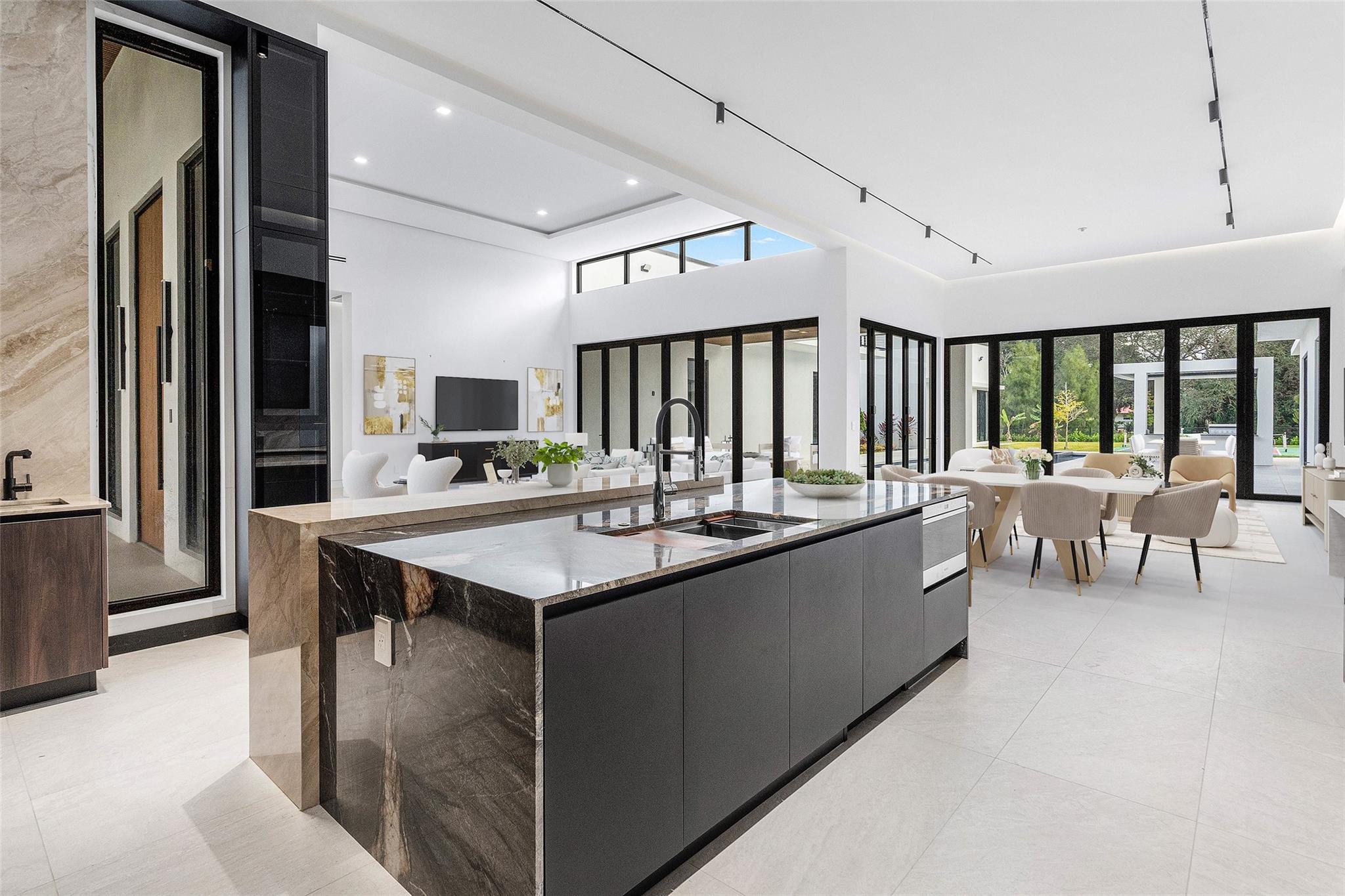 PINE TREE ESTATES - Residential