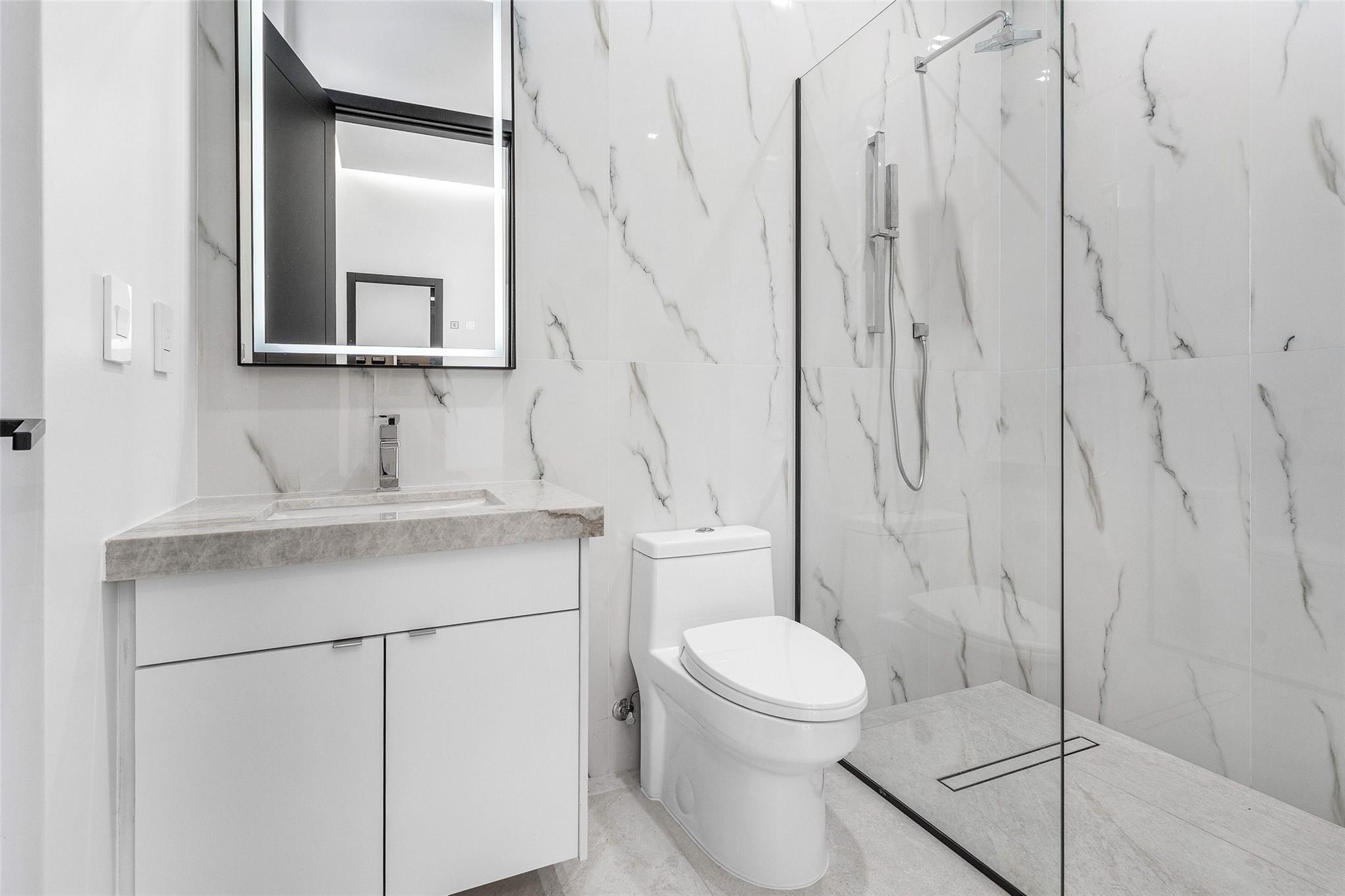 PINE TREE ESTATES - Residential