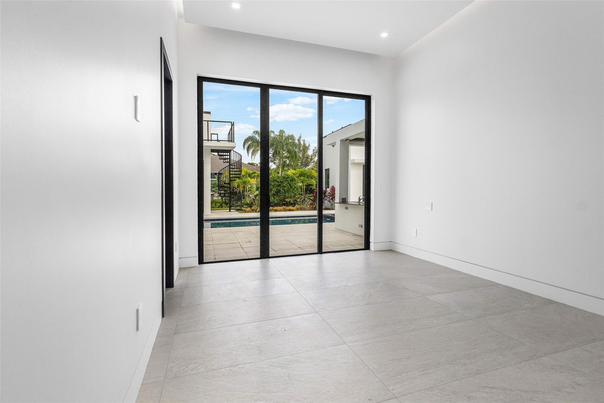 PINE TREE ESTATES - Residential