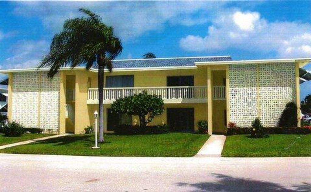 Photo of 95 North Boulevard #2a, Boynton Beach, FL 33435 (MLS # R10861794)