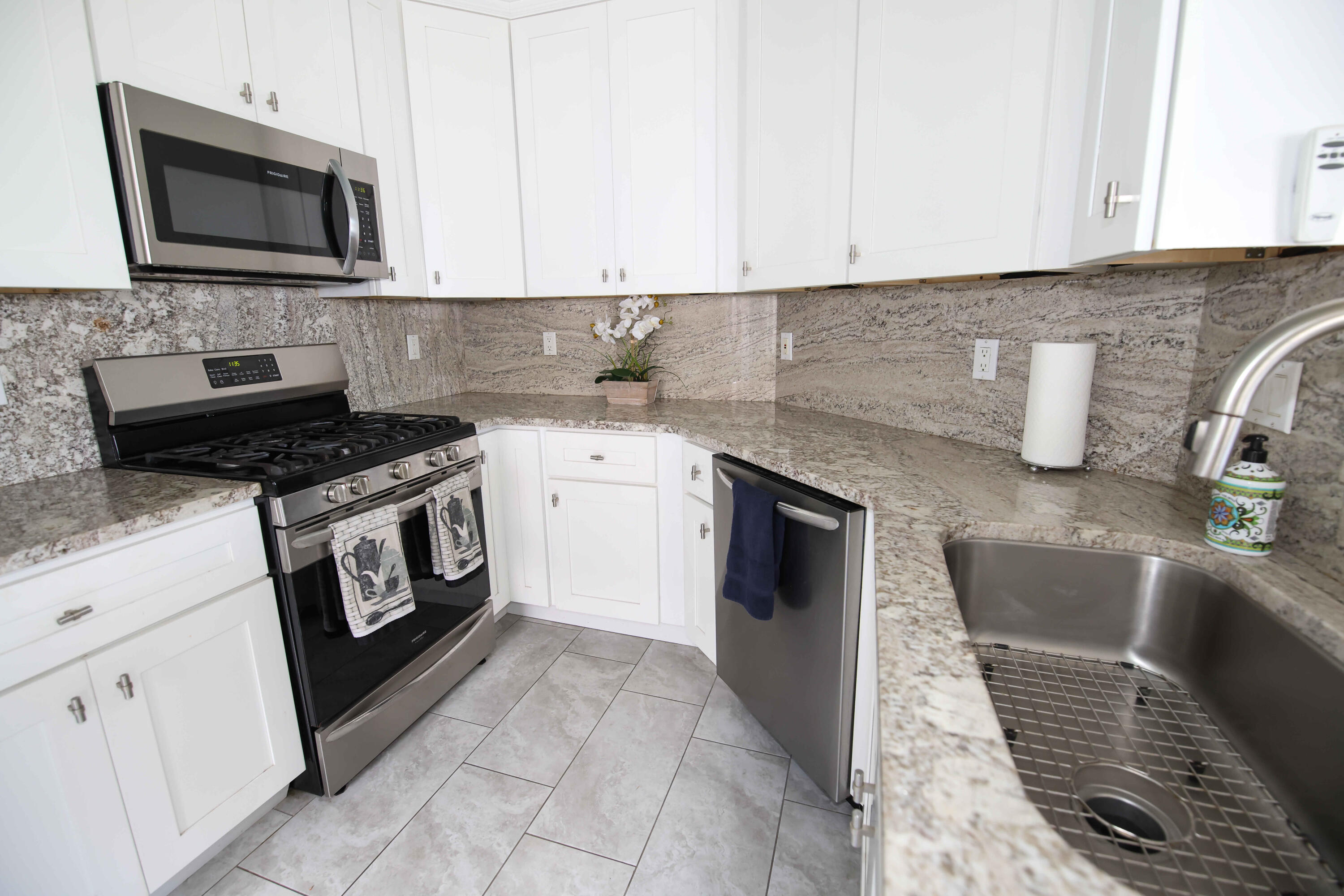 CASCADES AT ST LUCIE WEST - Residential