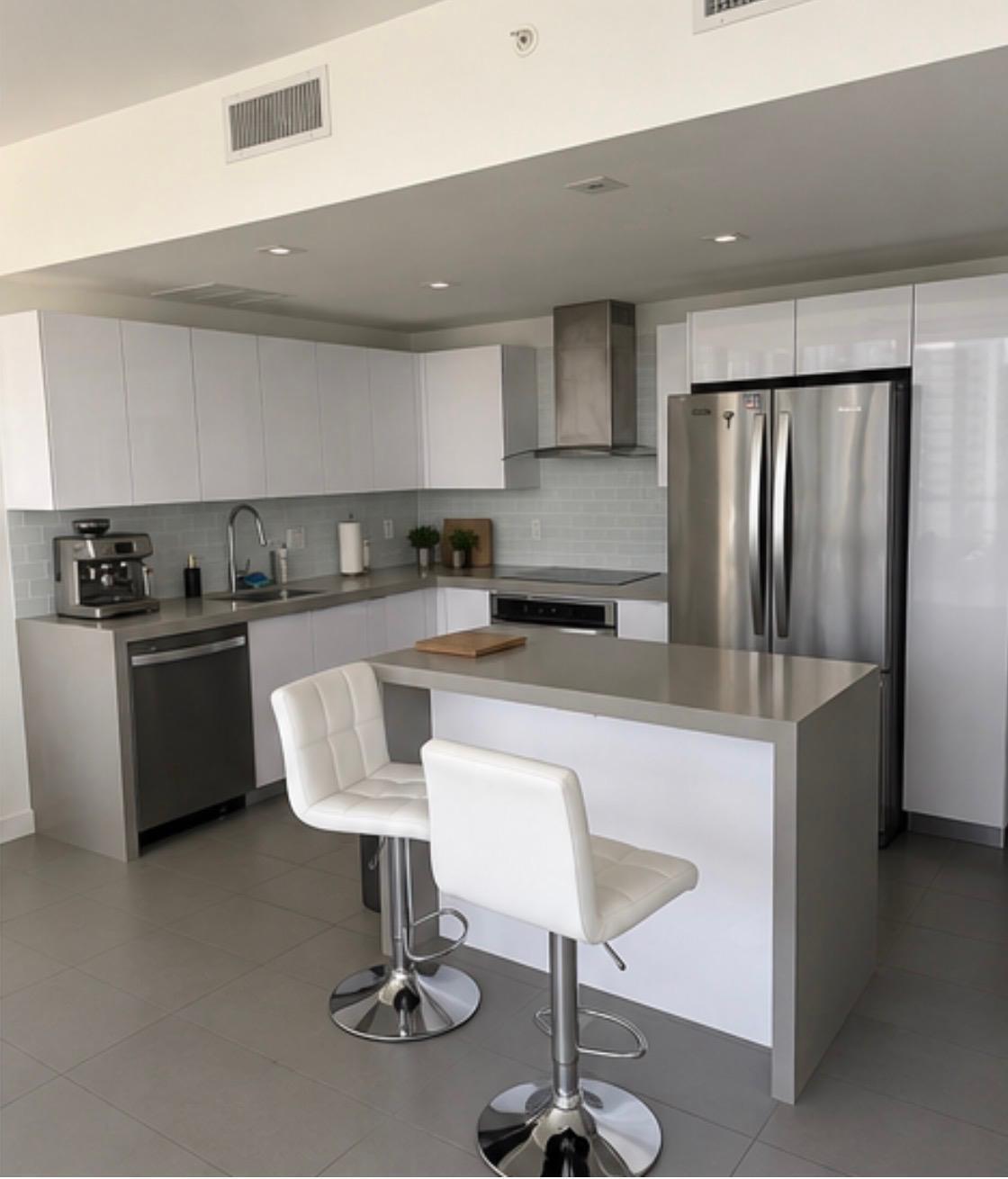 1600 NE 1st Avenue 2810
