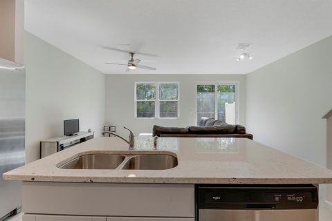 Townhouse in Stuart FL 3903 Mentmore Lane Ln 25.jpg