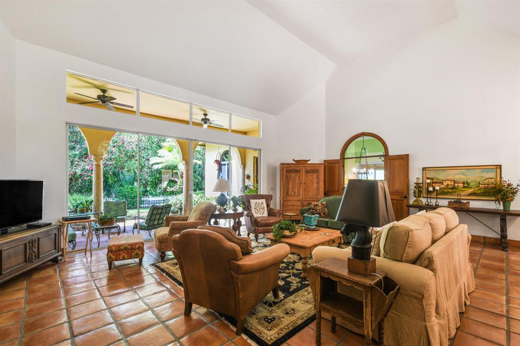 BAHIA SOUND - Residential