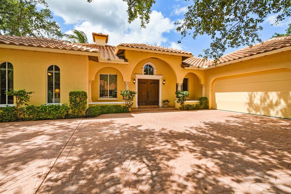 BAHIA SOUND - Residential