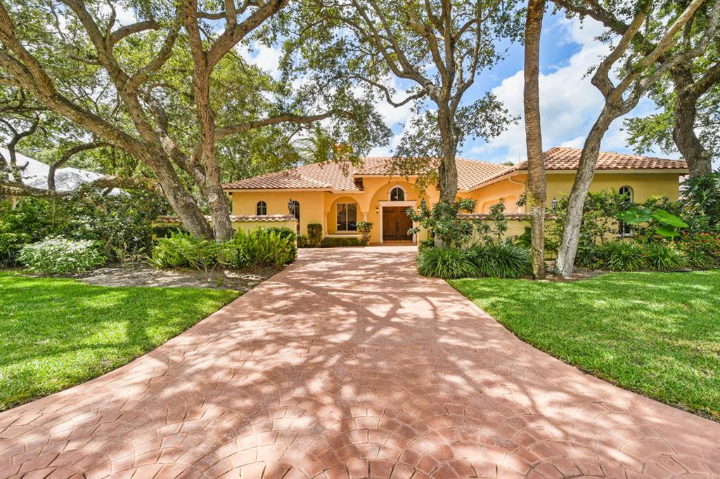 BAHIA SOUND - Residential