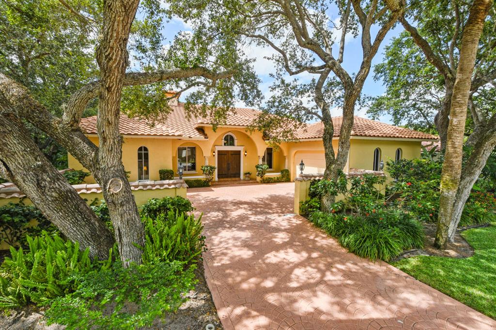 BAHIA SOUND - Residential