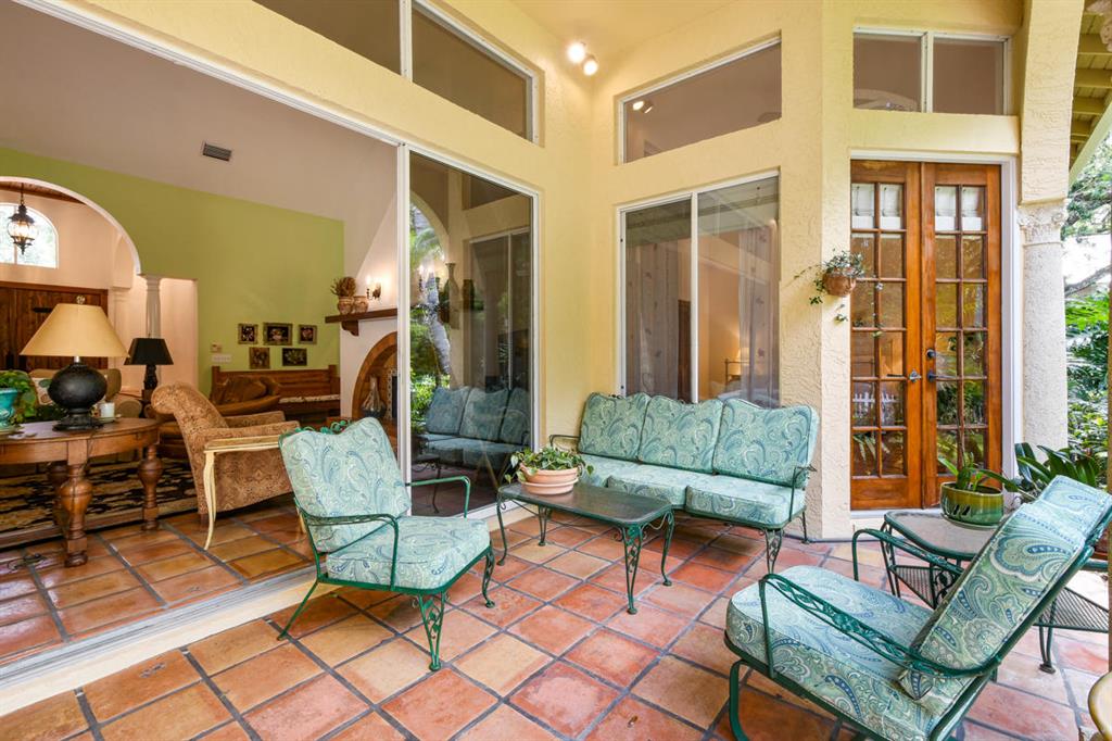 BAHIA SOUND - Residential