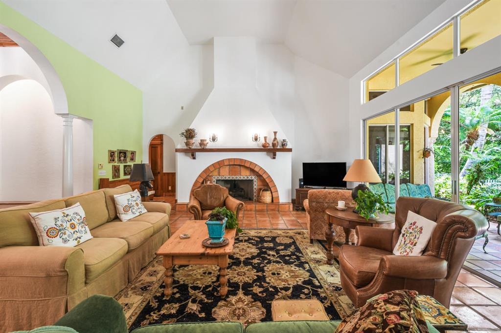 BAHIA SOUND - Residential