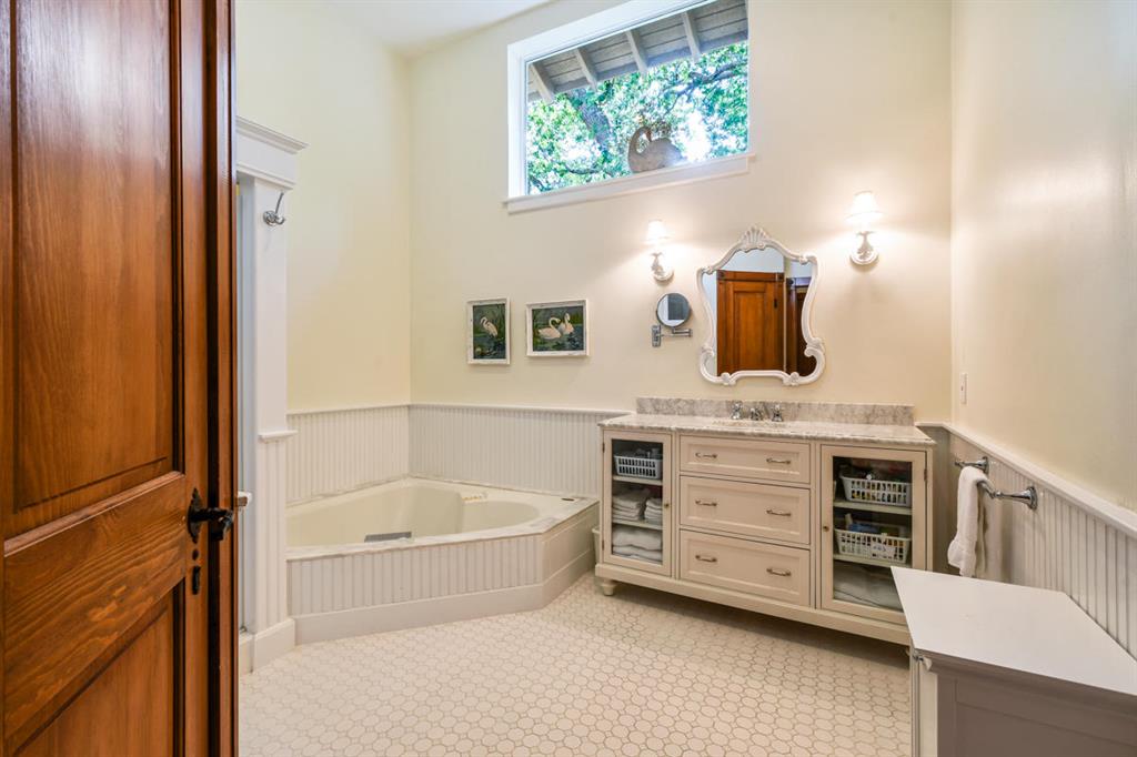 BAHIA SOUND - Residential