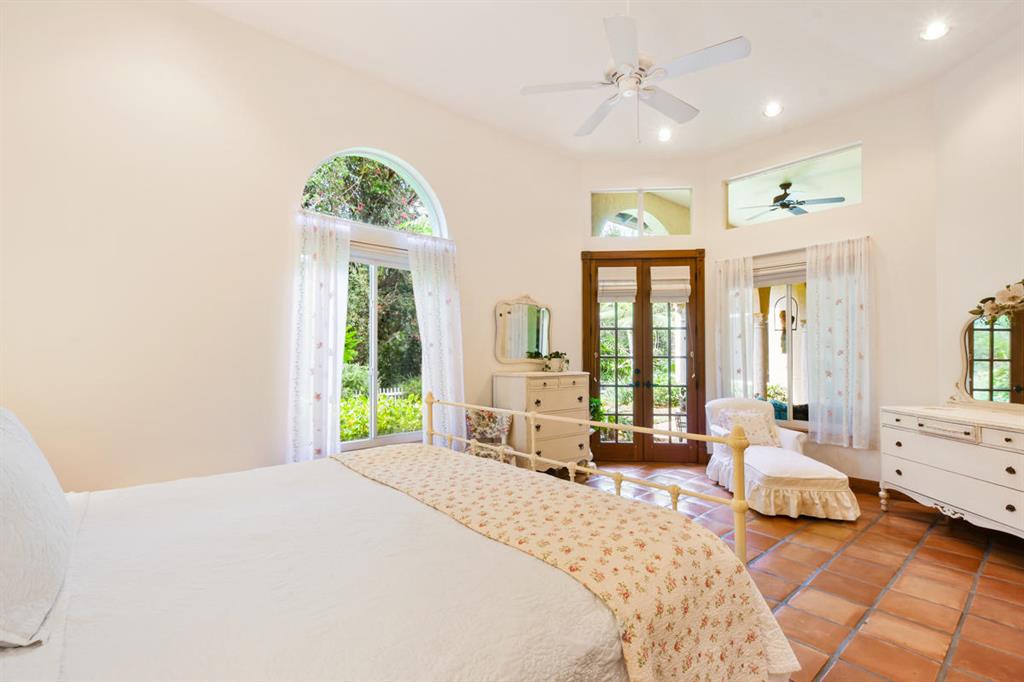 BAHIA SOUND - Residential