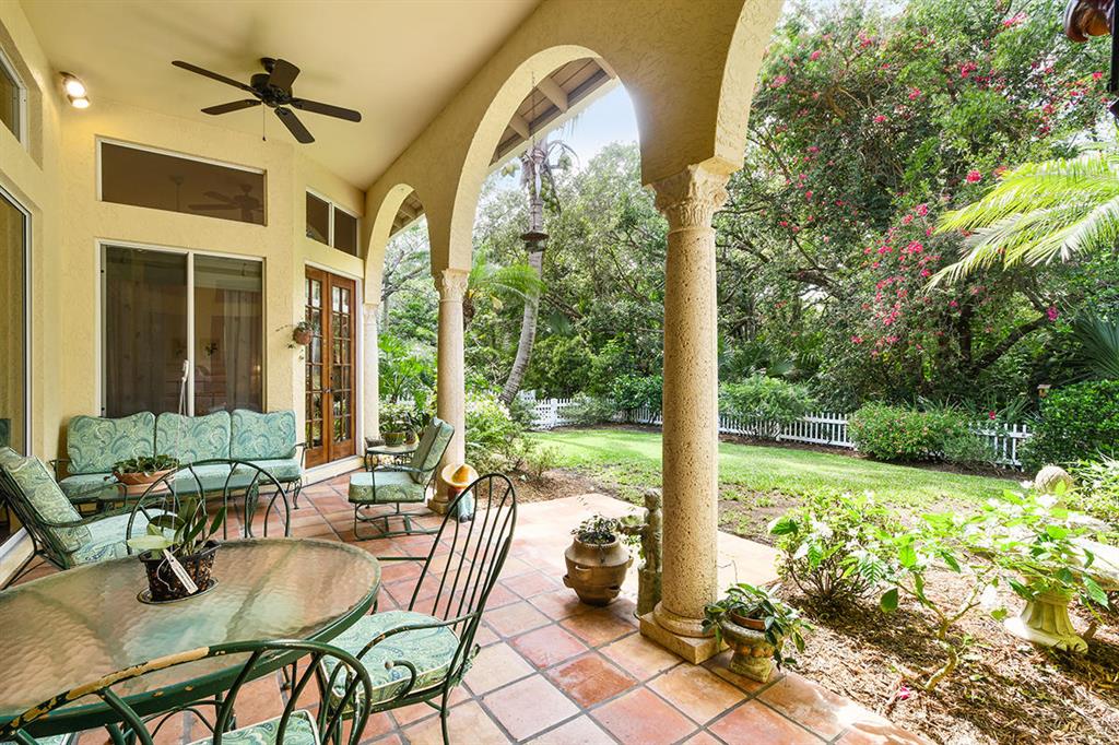 BAHIA SOUND - Residential