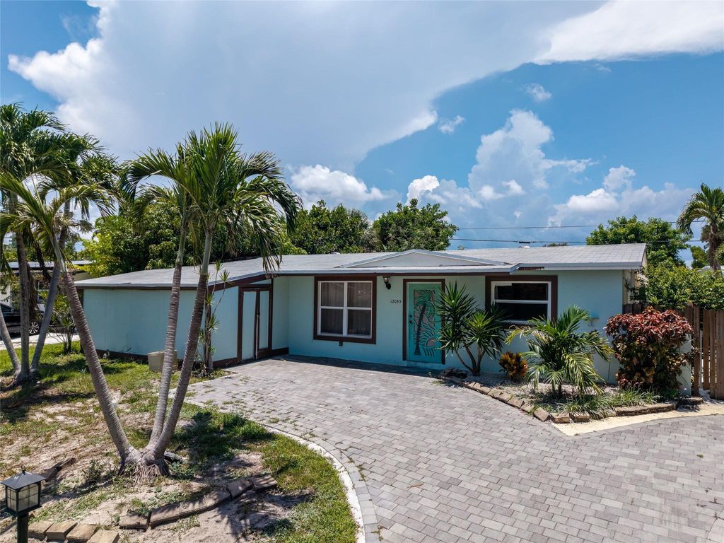 Photo of 12053 Colony Avenue, Palm Beach Gardens, FL 33410 (MLS # F10517811)