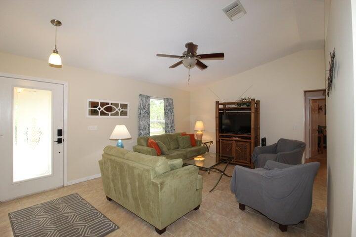 INDIAN RIVER ESTATES UNIT - Residential Lease