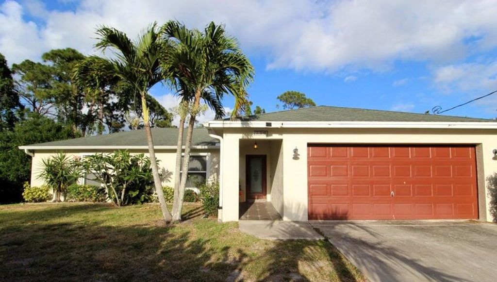 Photo of 5300 Seagrape Drive, Fort Pierce, FL 34982 (MLS # R11137829)