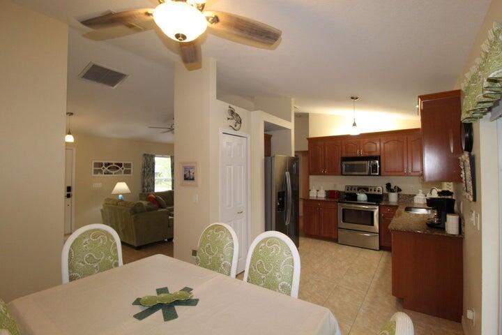 INDIAN RIVER ESTATES UNIT - Residential Lease