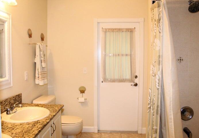 INDIAN RIVER ESTATES UNIT 7 - Residential Lease
