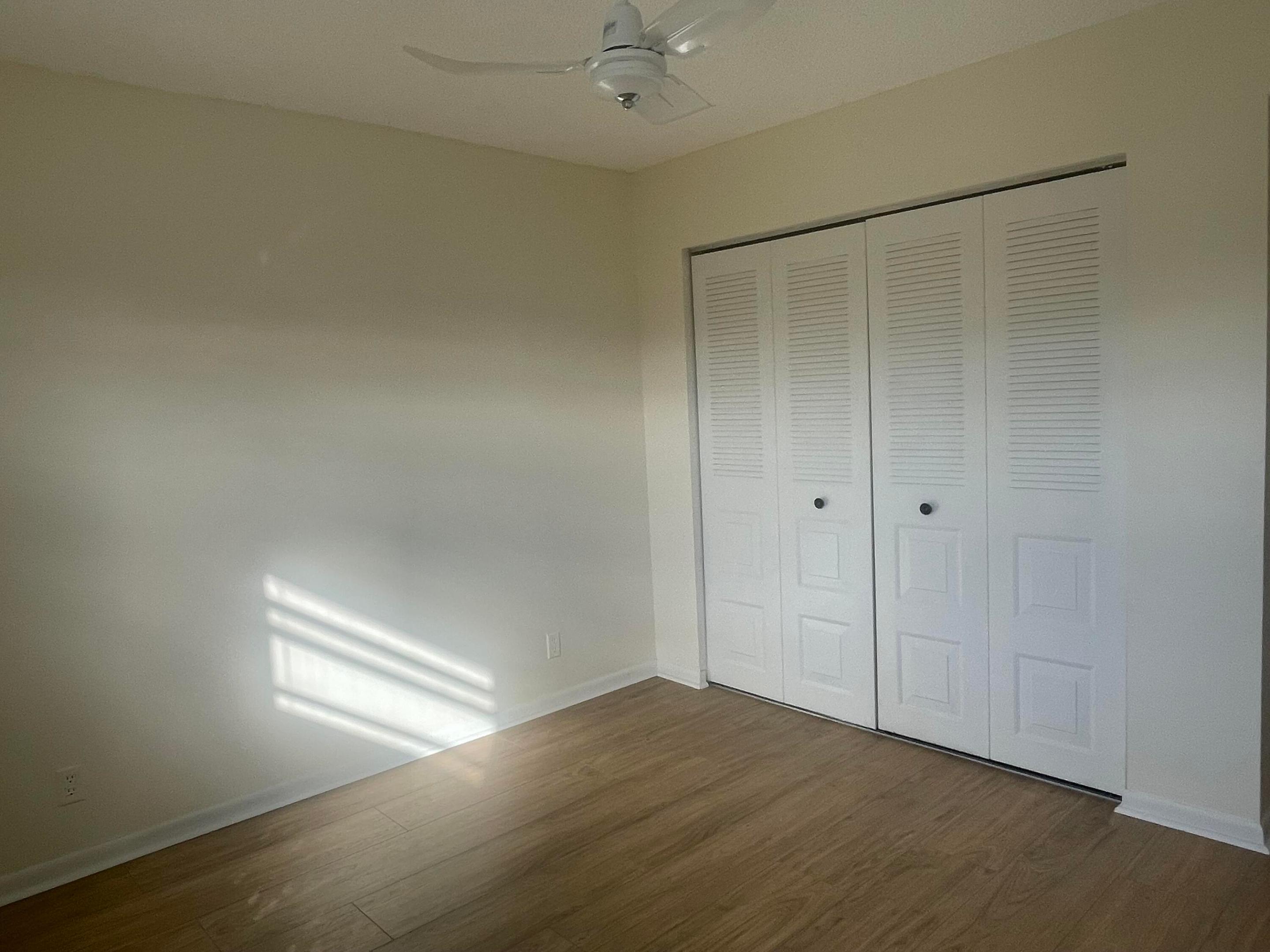 KINGS POINT CAPRI CONDOS - Residential Lease