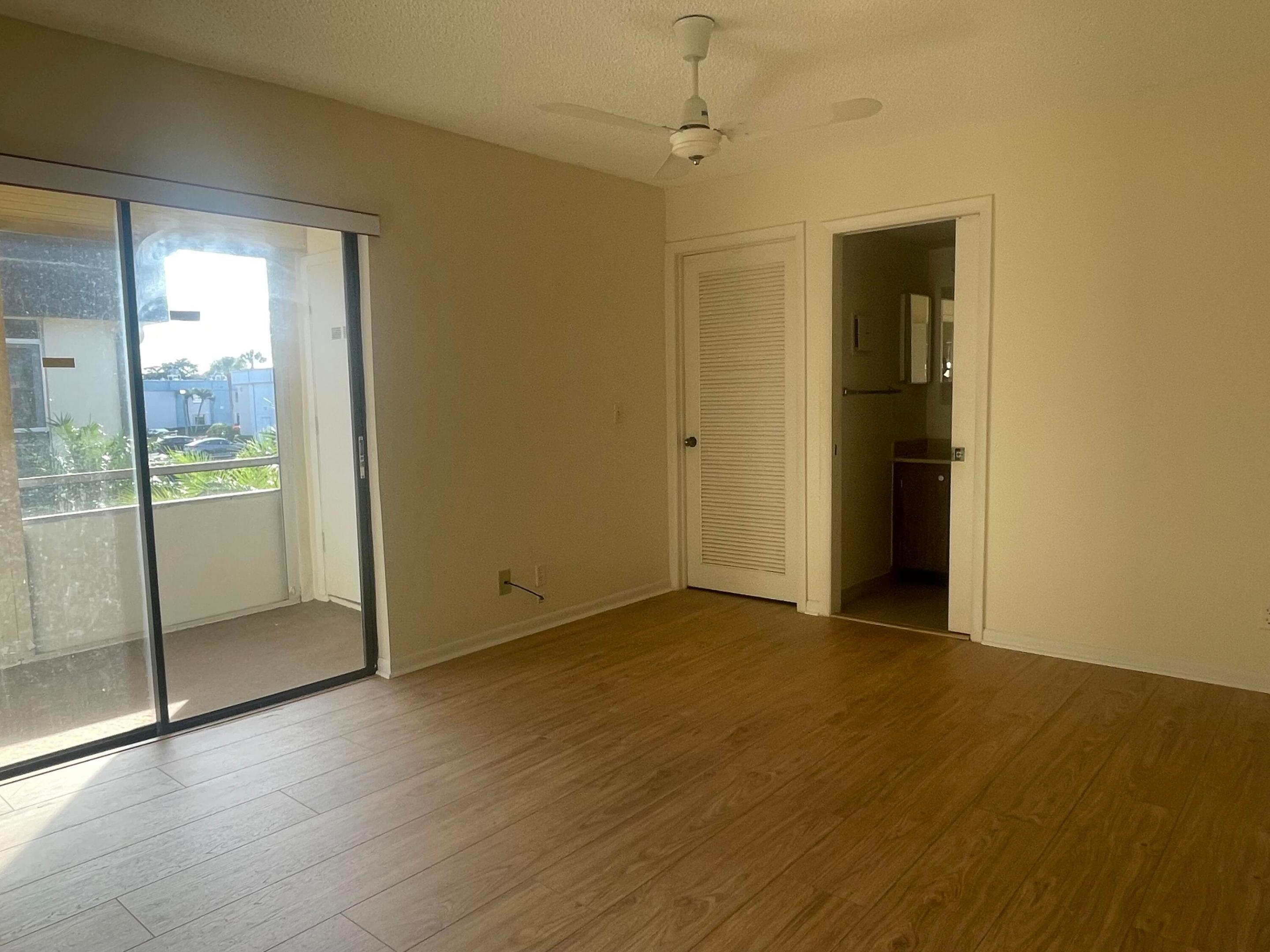 KINGS POINT CAPRI CONDOS - Residential Lease
